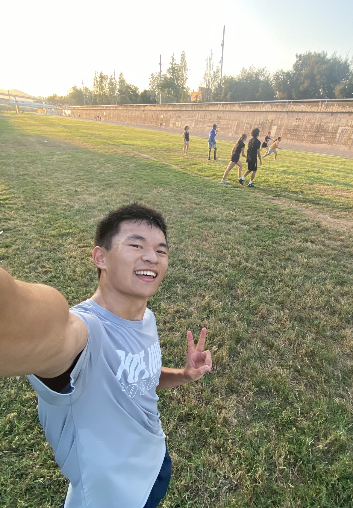 Ethan Lu